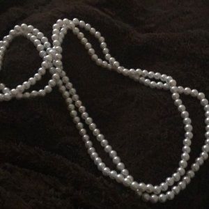 🔴 PRICE IS FIRM 🔴 Beautiful pearl necklace HANDMADE - gently used!